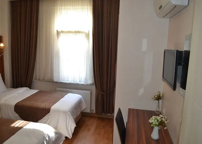 Fatih Hotel 2*